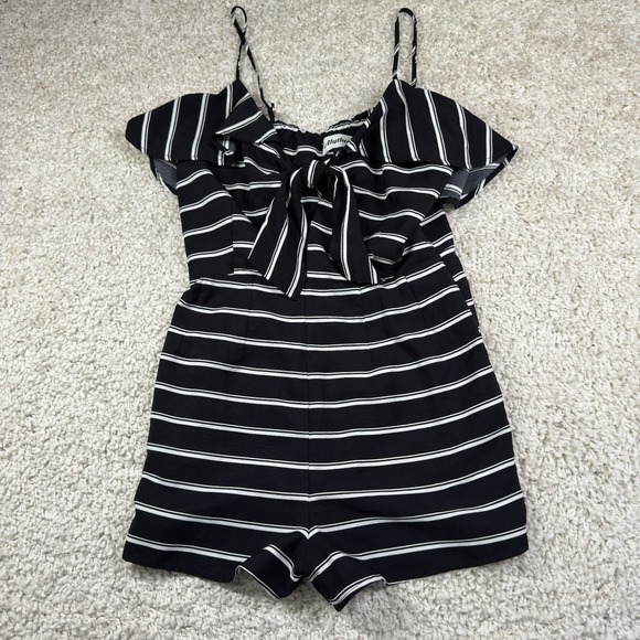 Alythea Dresses & Skirts - Alythea Roper Womens Small Sleeveless Nautical Beach festival‎
